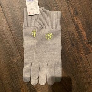 Brand new Lululemon gloves